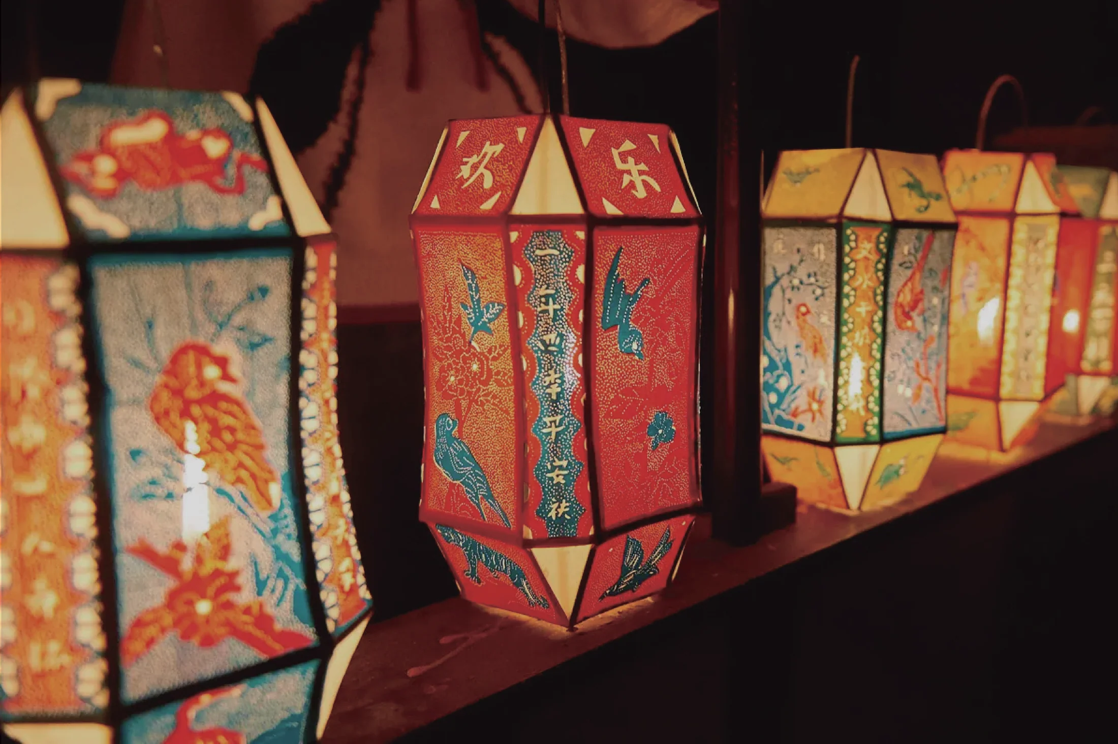 传统里商仁灯 / Traditional Lishang Rendeng lantern
